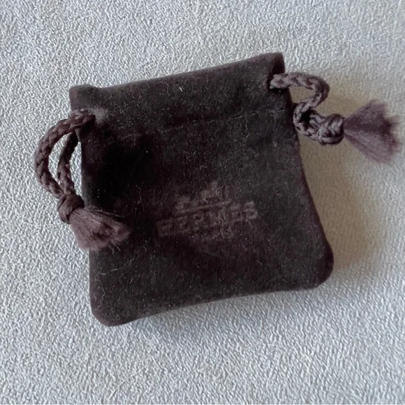 HERMES Earrings Box + Pouch + Tag 2.30x2.30x0.80 inches + Ribbon - Picture 3 of 7